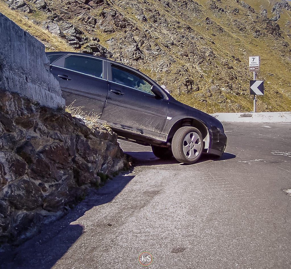 Fahrerisch ist das Stilfser Joch manchmal eine Herausforderung .. nur gemeinsam klappt's