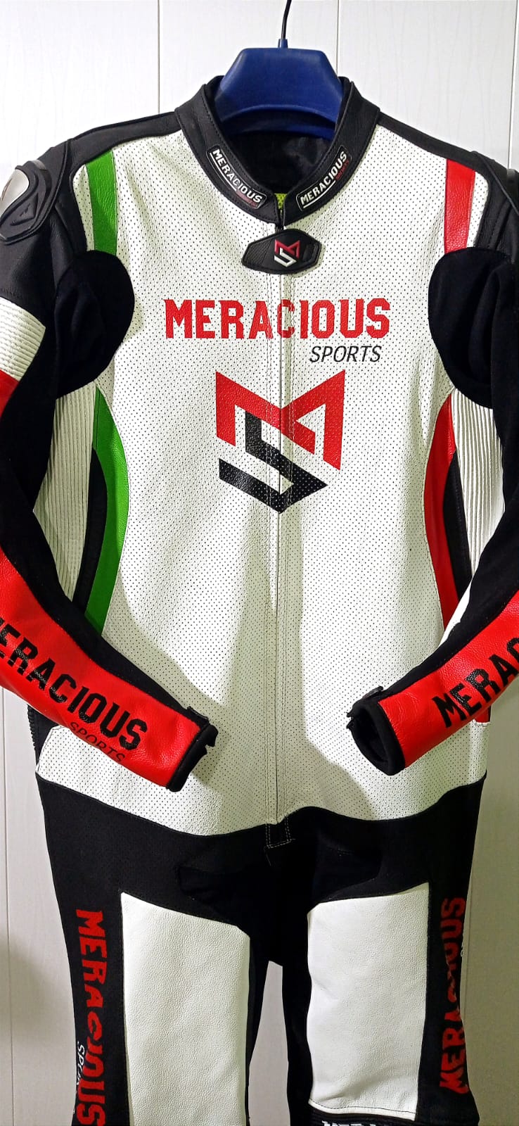 My cool new Leather Suit – Get Dressed in Pakistan | MotorProsa