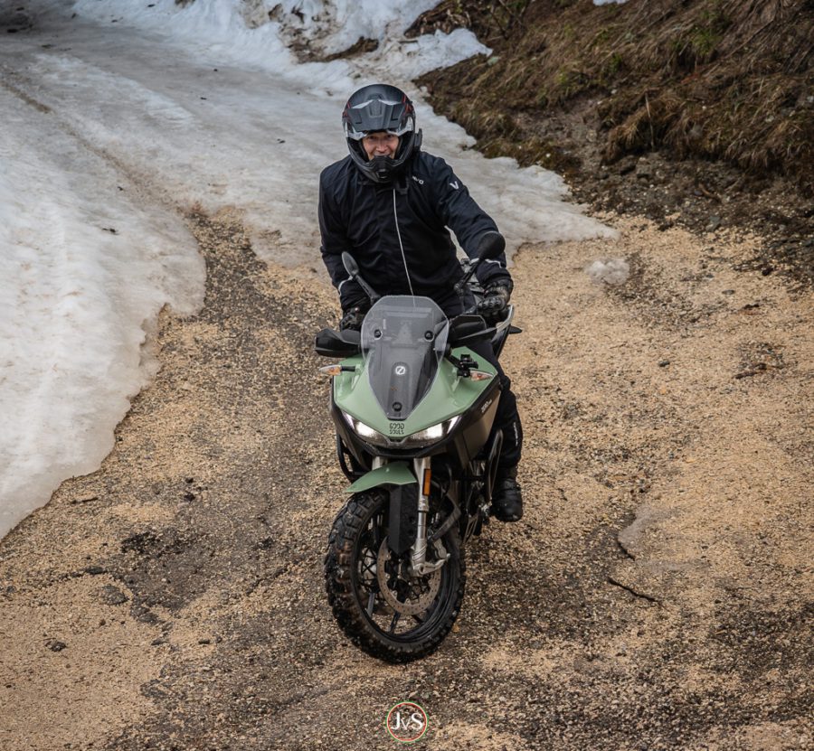 Electric motorcycles – fact check in the Alps | MotorProsa